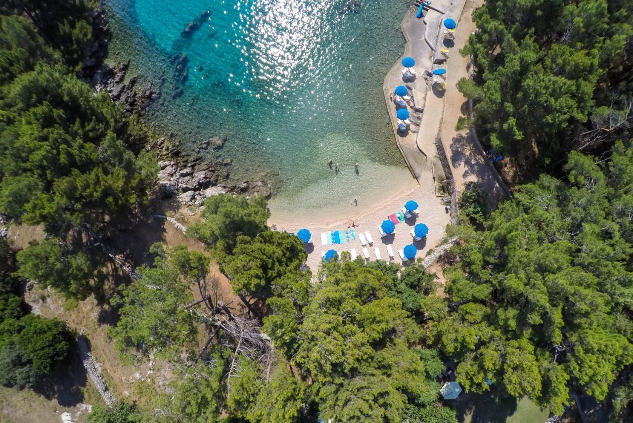 Hotel Manora Нерезине Екстериор снимка