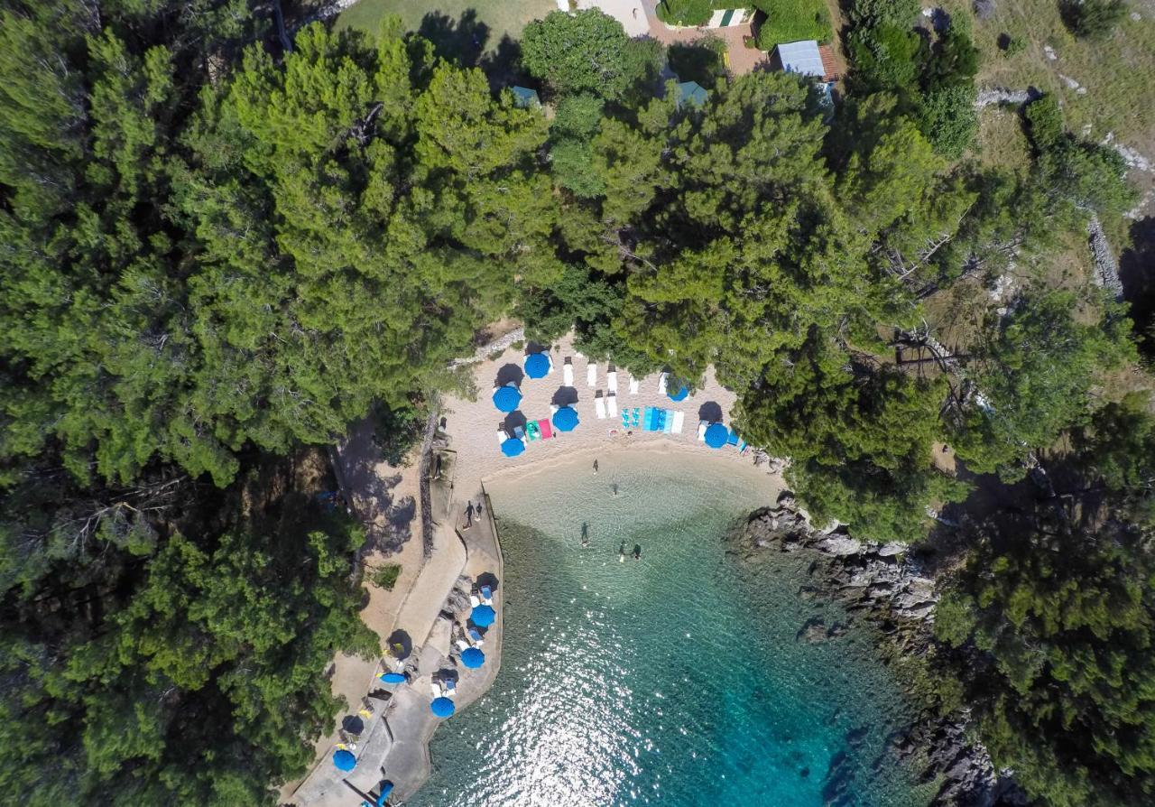 Hotel Manora Нерезине Екстериор снимка