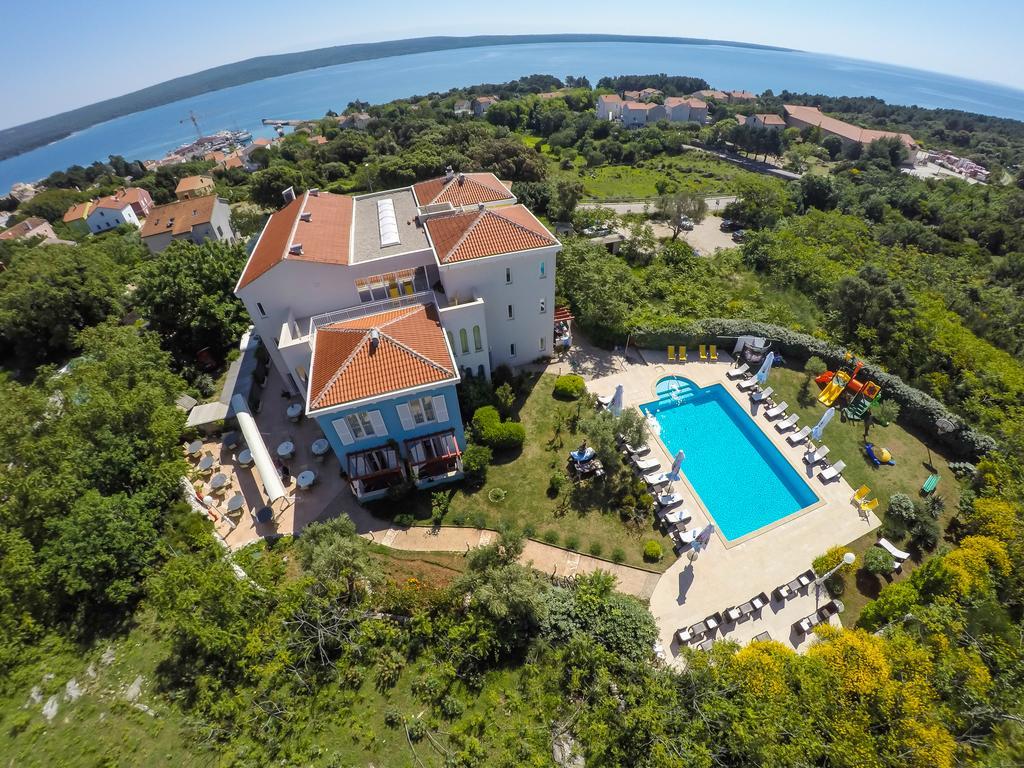 Hotel Manora Нерезине Екстериор снимка